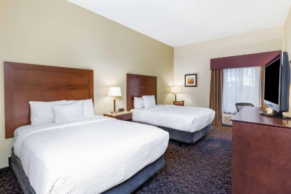 La Quinta Inn & Suites by Wyndham Las Vegas Airport South image 11