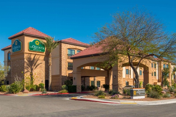 La Quinta Inn & Suites by Wyndham Las Vegas Airport South Main image