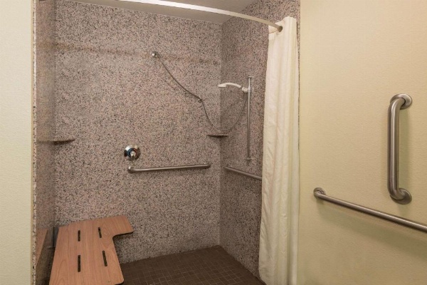 La Quinta Inn & Suites by Wyndham Las Vegas Airport South image 30